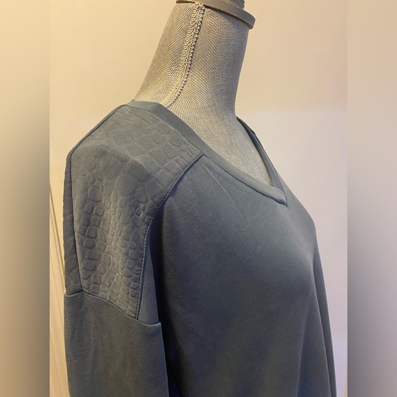 NWT Cable & Gauge Soft Knit Dress, Size S - Picture 5 of 11